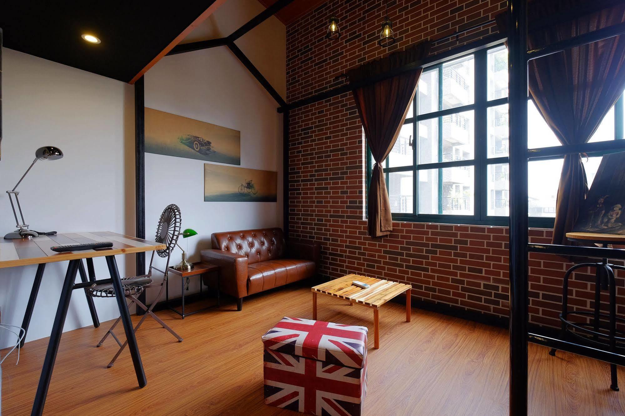 Loft Wo Design Inn Tainan Exterior foto