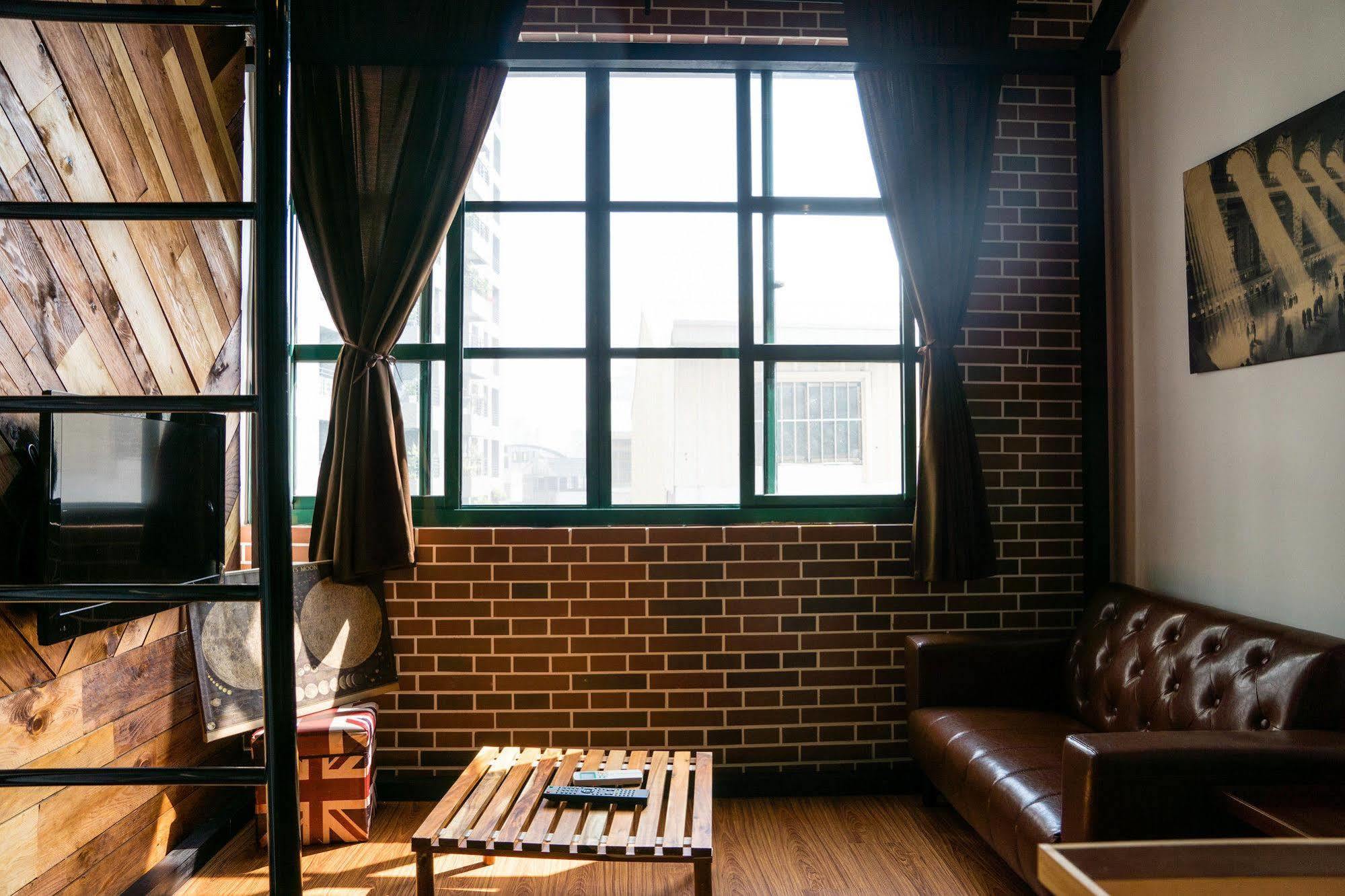 Loft Wo Design Inn Tainan Exterior foto