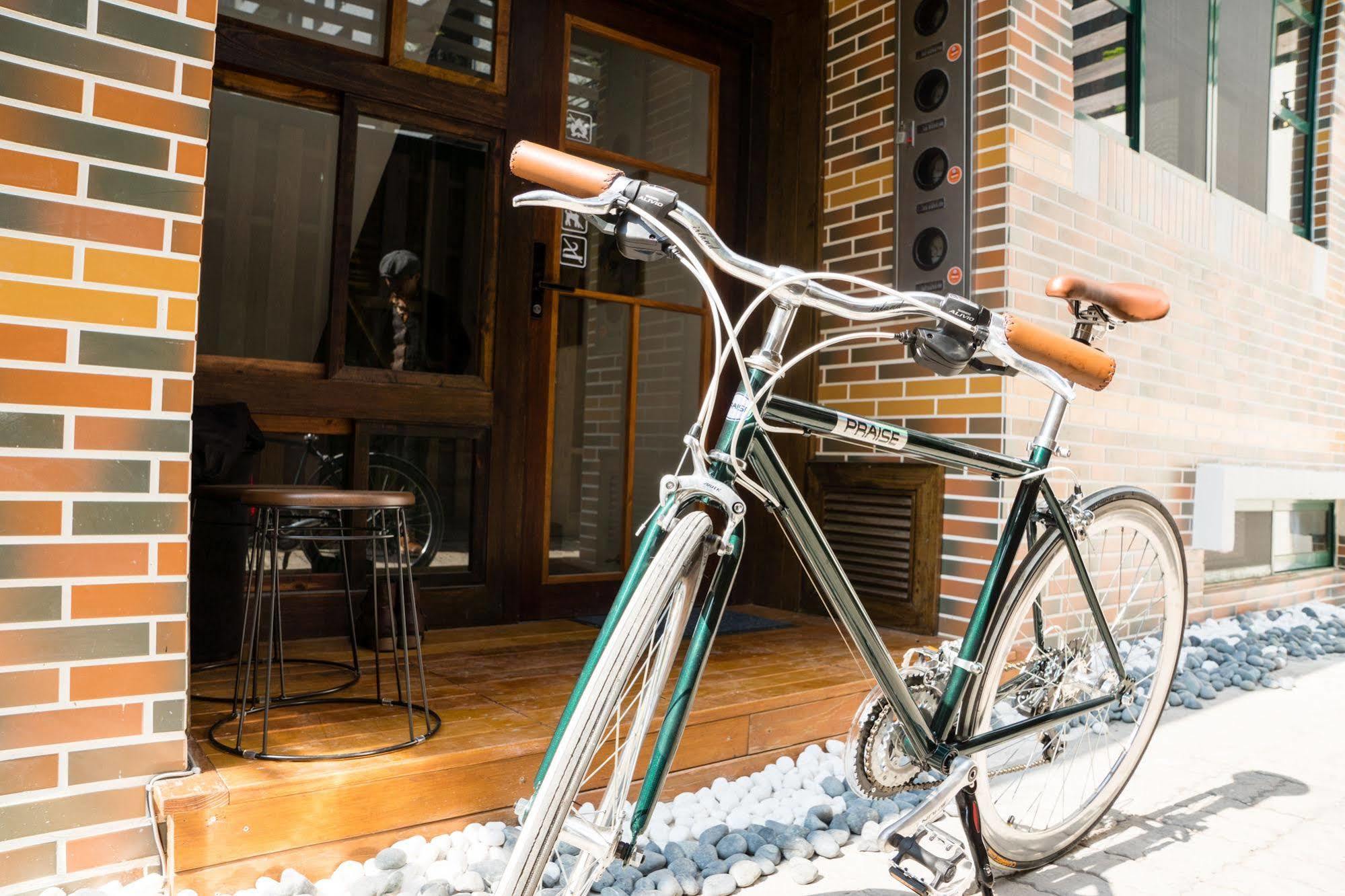 Loft Wo Design Inn Tainan Exterior foto